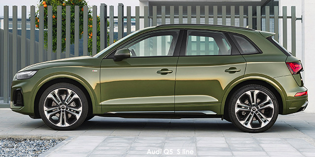 Surf4Cars_New_Cars_Audi Q5 45TFSI quattro S line_2.jpg